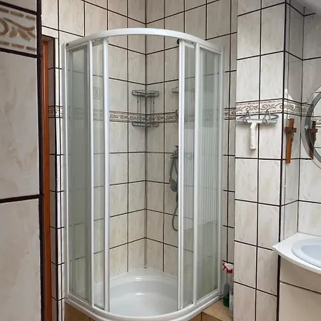 Dom wakacyjny Dom Letniskowy Irena Oslonin